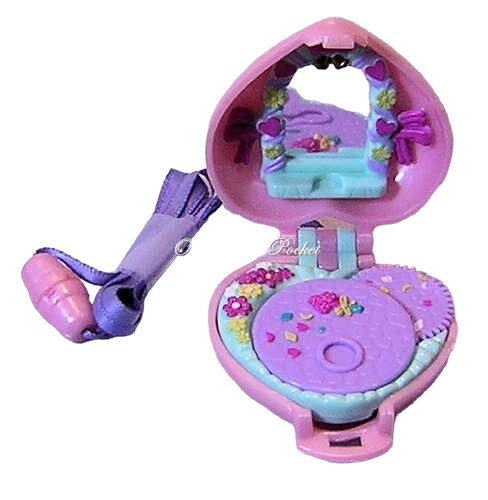 Polly's Bridal Locket 1996 Bluebird Toys